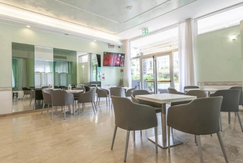 Hotel Rex Misano Adriatico Kültér fotó